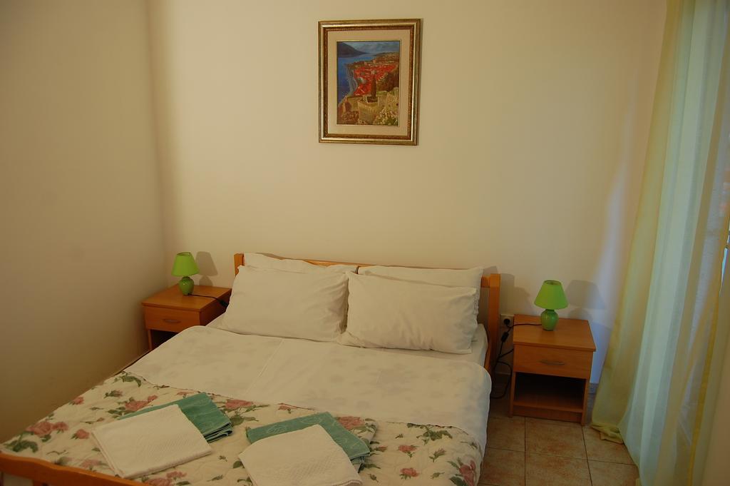 Apartmani Alexandra Budua Camera foto